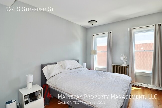 Building Photo - 2 Bed Rowhome in Prime Canton Location!