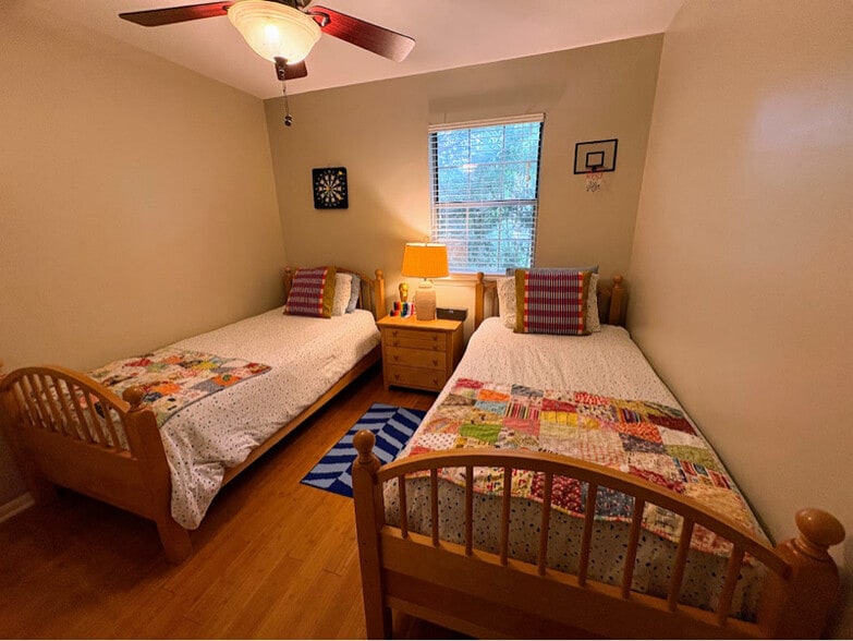 Building Photo - 3164 Heathstead Place