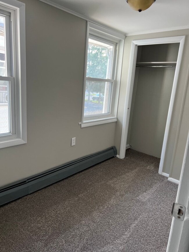 Building Photo - 2 possibly 3 Bedroom  Home In Carlisle wit...