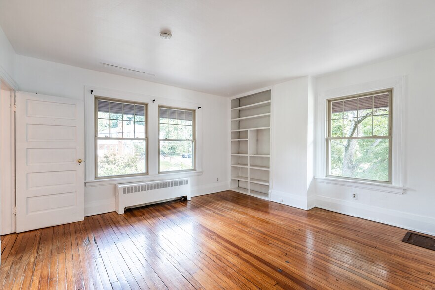 Living Room - 4412 Erie Ave