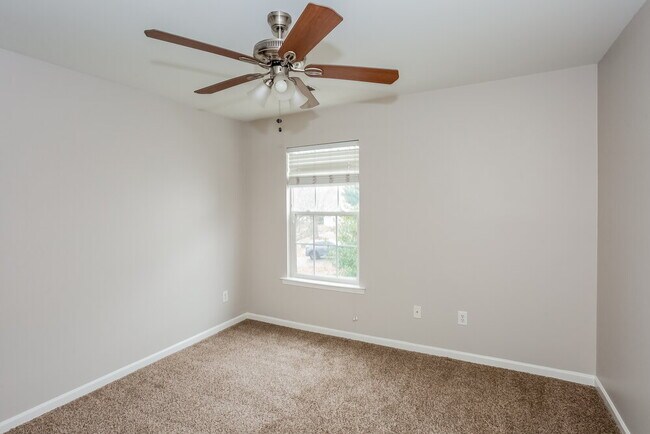 Building Photo - 10910 Claude Freeman Dr