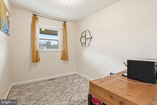 Building Photo - 7024 Lee Park Ct