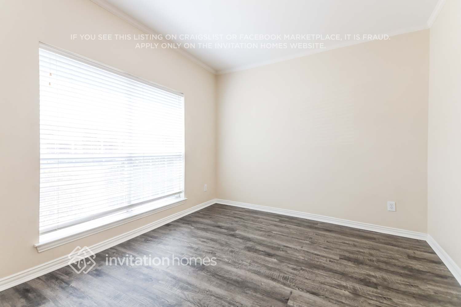Building Photo - 1312 W Branch Hollow Dr