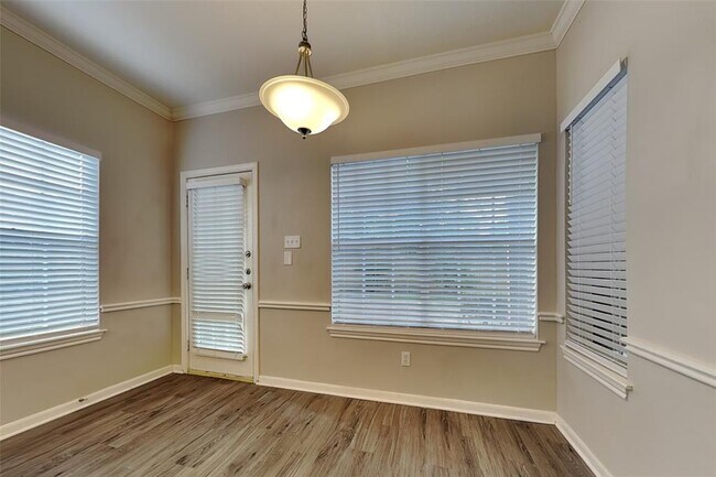 Building Photo - 4106 Hill Springs Dr