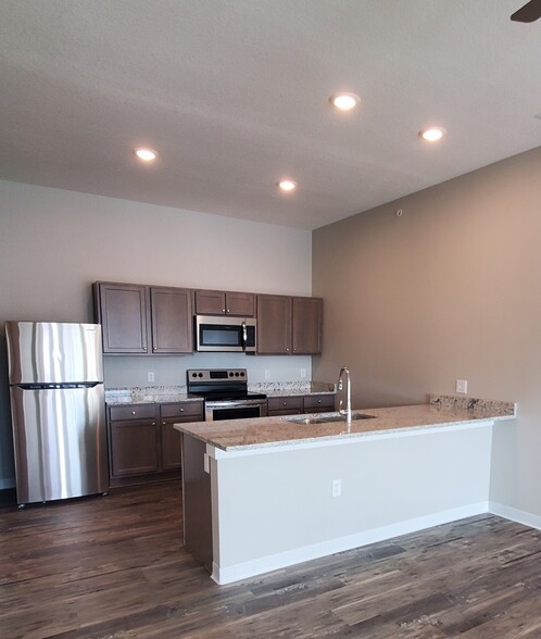 Kitchen - 802 Reed St