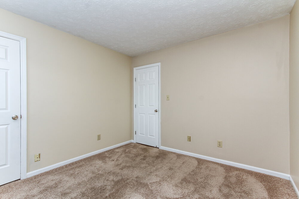 Building Photo - 5537 Vicksburg Dr