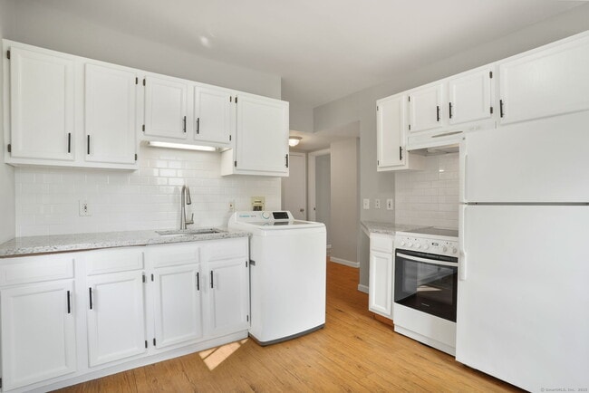 Primary Photo - 102 Wooster St