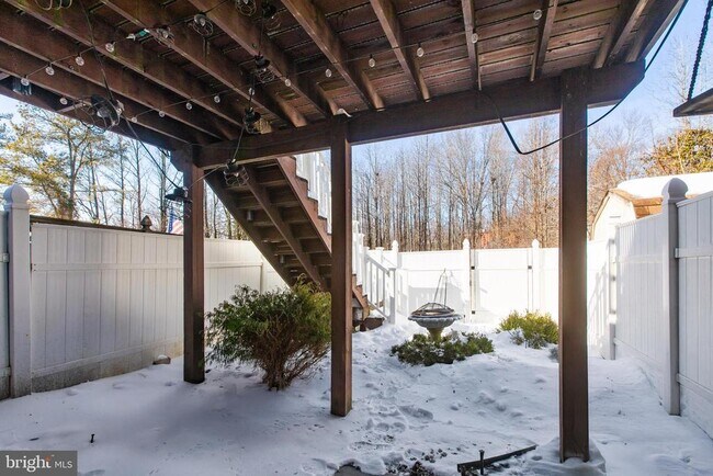 Building Photo - 2828 Beckon Dr