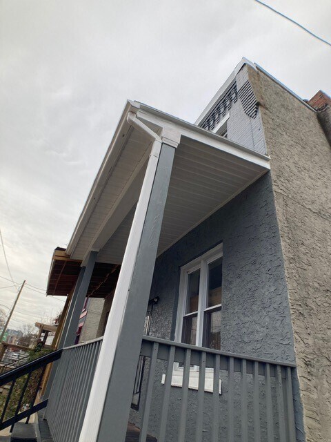 Building Photo - 758 N DeKalb St