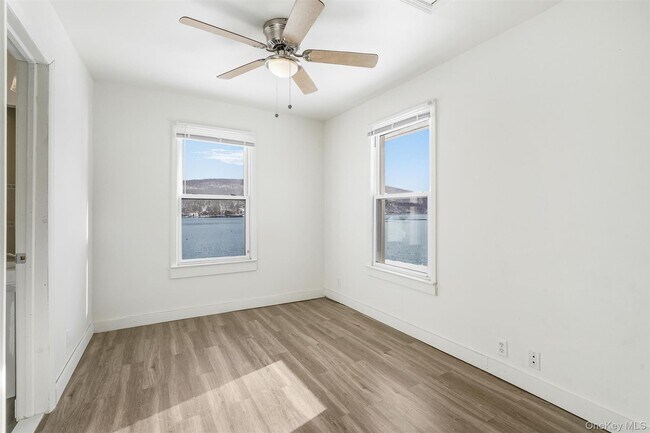 Building Photo - 620 Jersey Ave