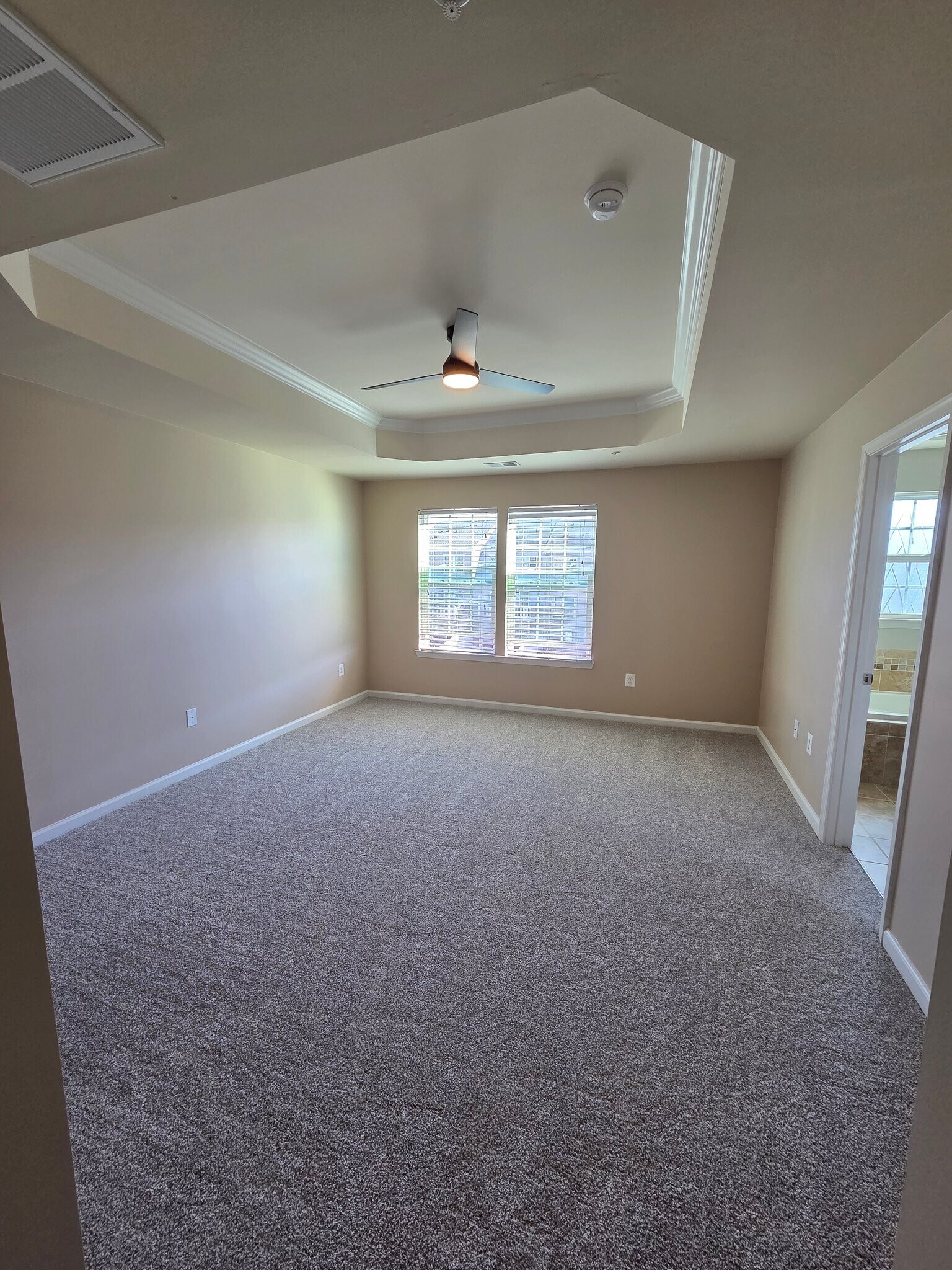 Building Photo - 5435 Double Day Ln