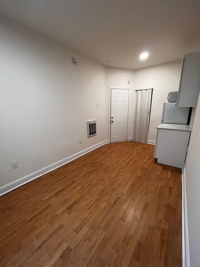 Building Photo - Studio apartment in Fishtown Philadelphia