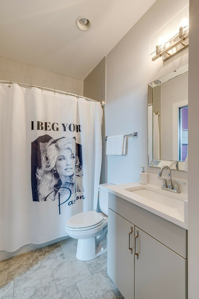 Building Photo - 2910 Felicia St