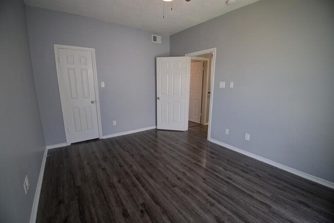 Building Photo - 2606 Rio Grande St