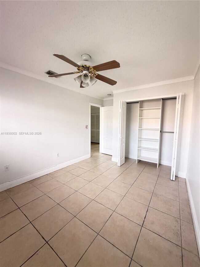 Building Photo - 6880 SW 158th Ct