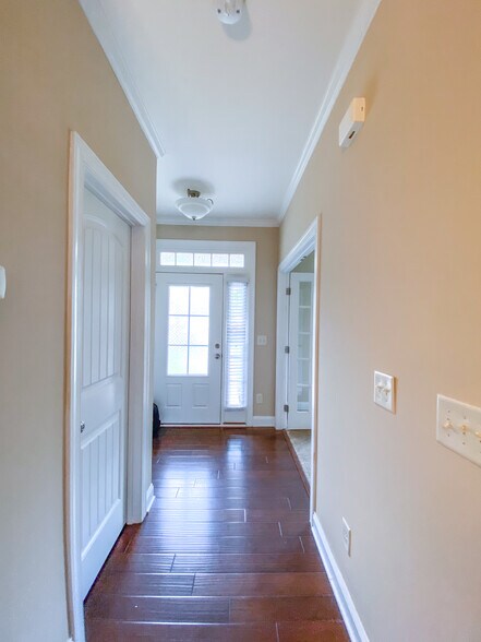 Building Photo - 4133 Strendal Dr