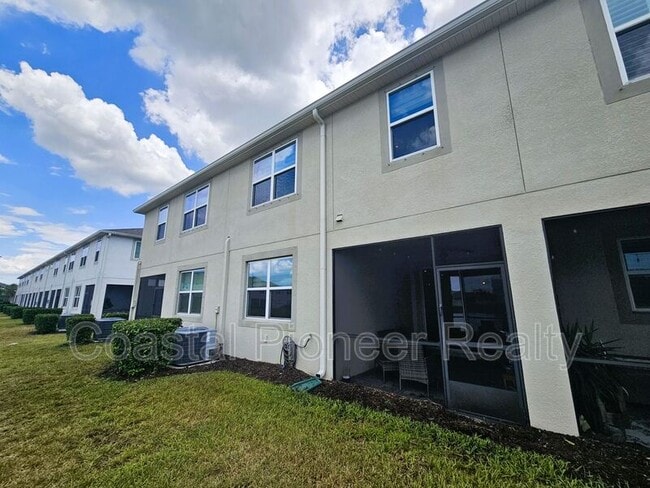 Building Photo - 19403 Blue Pond Dr