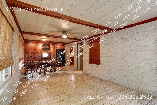 Building Photo - 822 Cleveland Ave