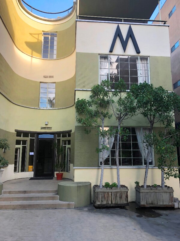 Building Photo - 520-522 N Rossmore Ave