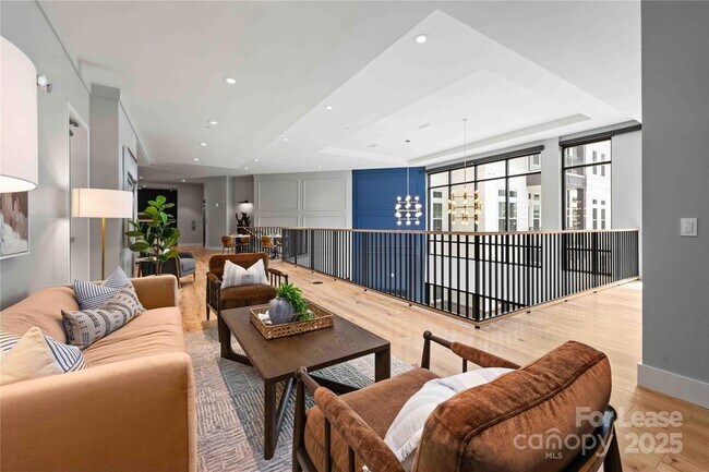 Building Photo - 9035 Lindholm Dr