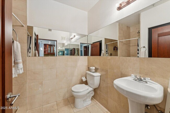 Building Photo - 5350 E Deer Valley Dr