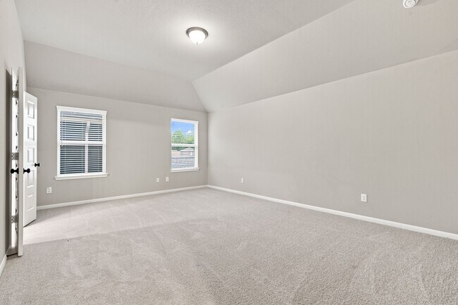 Building Photo - 18518 Karlynn St