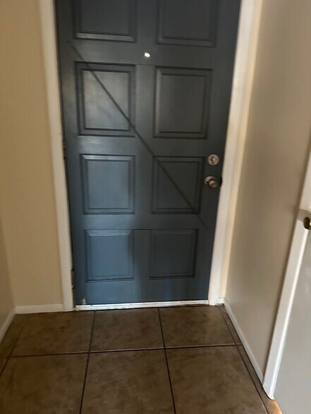 Building Photo - 10035 N 53rd St