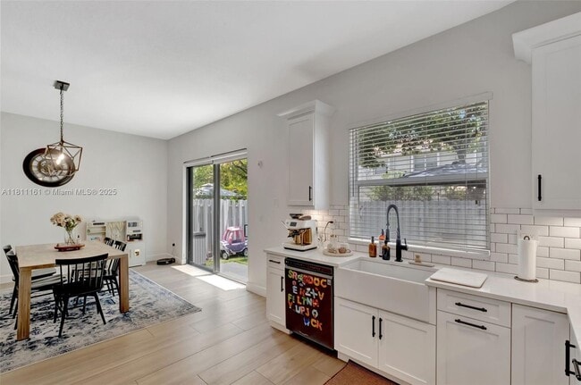 Building Photo - 4413 NW 97th Pl