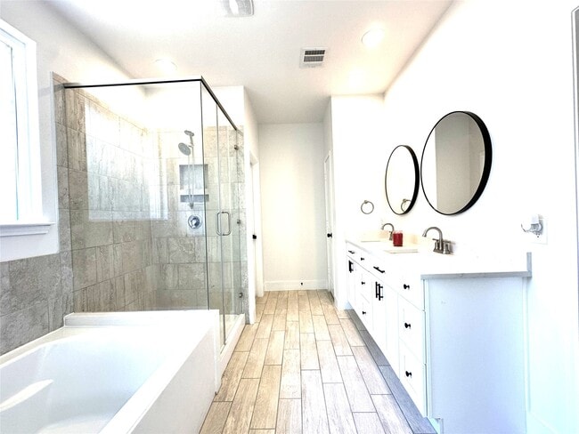 Building Photo - 14380 Zion Gate Crossing