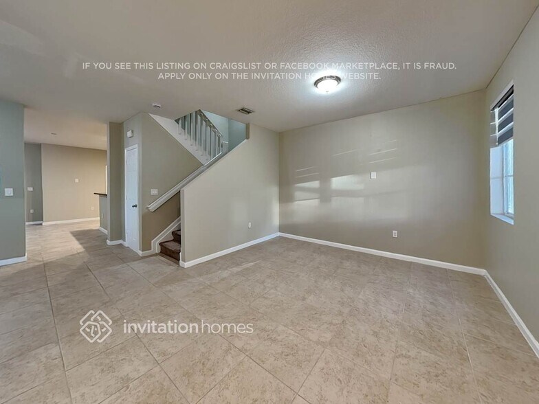 Building Photo - 27407 SW 143rd Ave