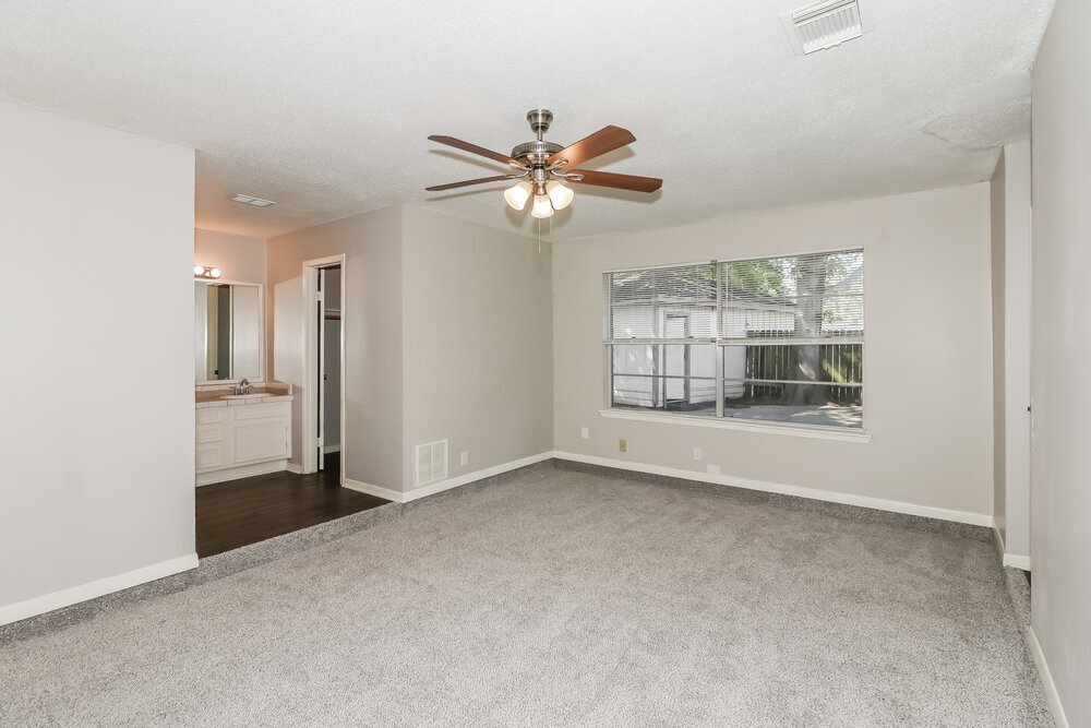 Building Photo - 23127 Briarcreek Blvd