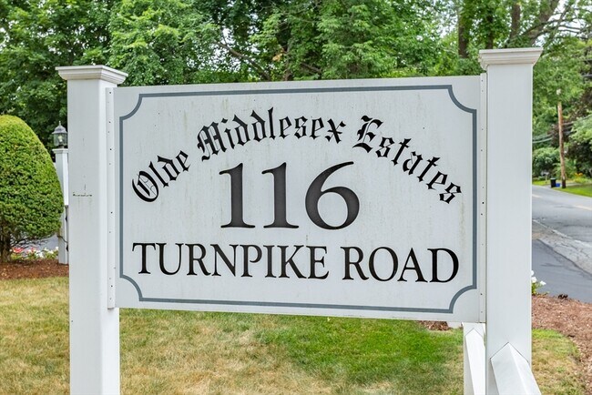 Building Photo - 116 Turnpike Rd