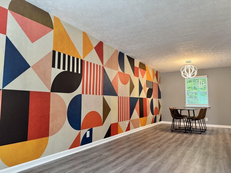 Building Photo - 1963 Overton Trl