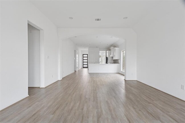Building Photo - 18415 Cir Bar Rnch Ct
