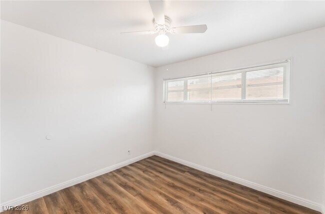 Building Photo - 1109 Tumbleweed Ave