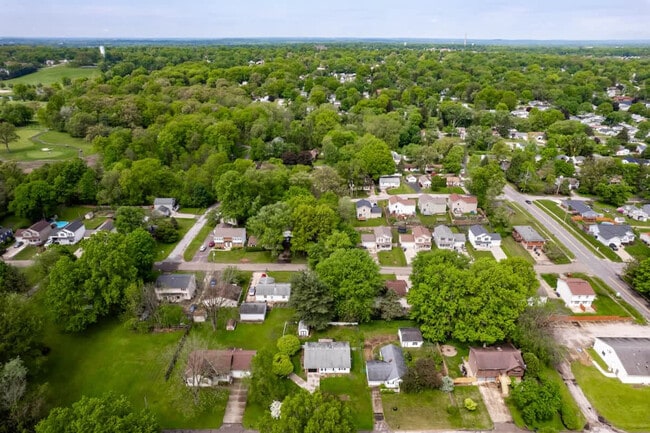 Building Photo - 291 Hunter Ave