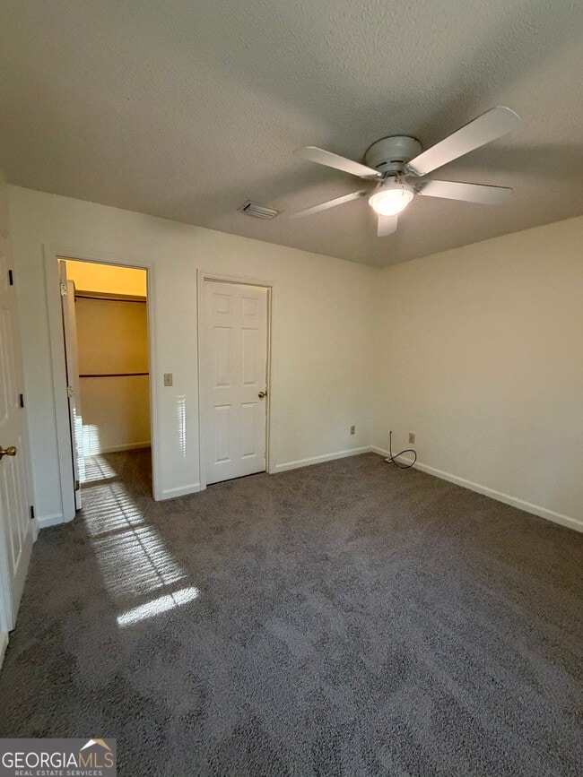 Building Photo - 444 Admiral's Walk Dr