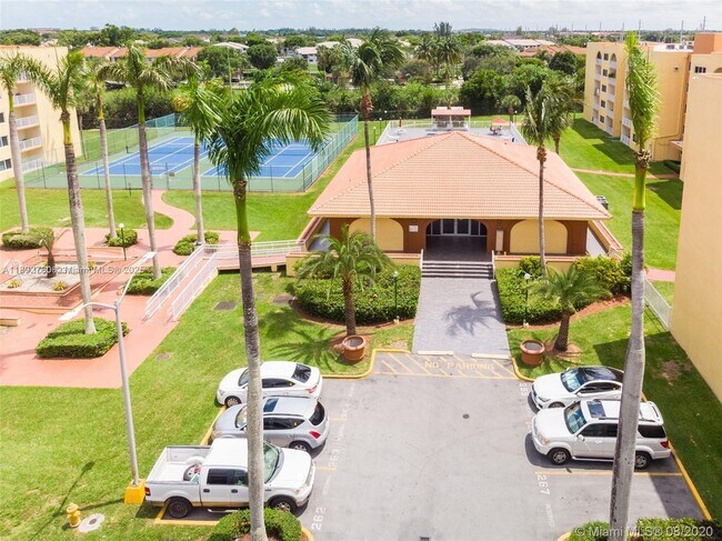 Building Photo - 7010 NW 186th St