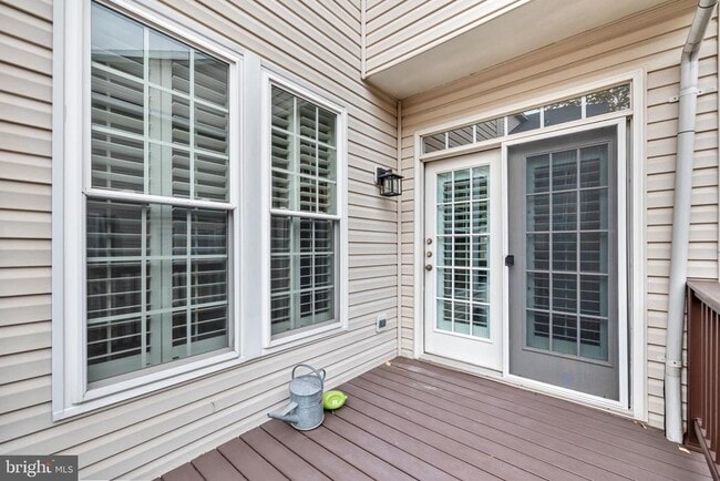 Building Photo - 5120 Grimm Dr