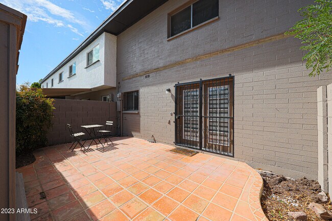 Building Photo - 3868 N 30th St