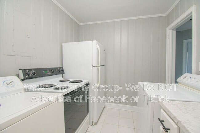 Building Photo - 808 McKimmon Rd
