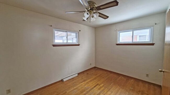 Building Photo - 2689 Sierra Dr