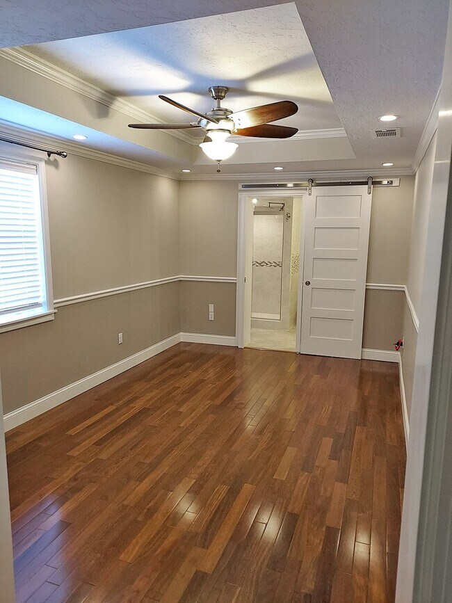 Building Photo - 344 Vesta Cir