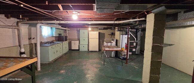 Building Photo - 3814 Taylorsville Rd