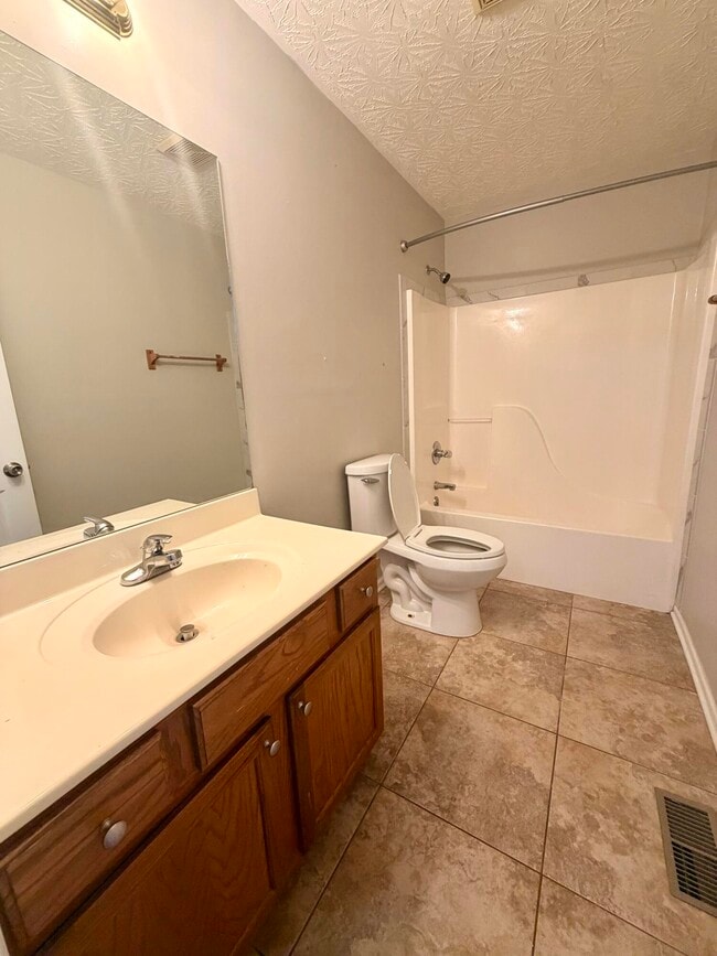 Building Photo - 523 Tecumseh Trail