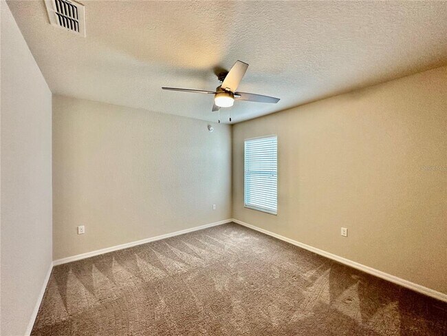 Building Photo - 4717 Mandolin Loop