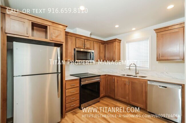 Building Photo - 313 Vandenberg Cir