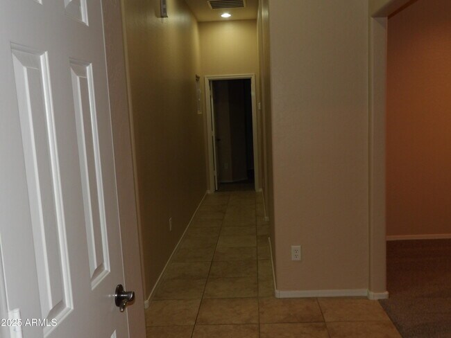 Building Photo - 17976 W Paseo Way