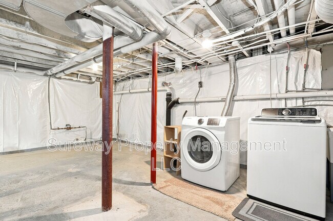 Building Photo - 111 Westmont Ave