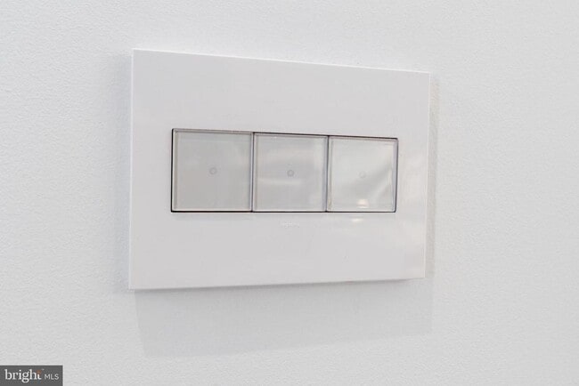 Building Photo - 1604 13th St NW